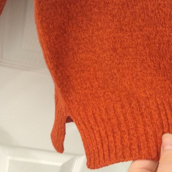 H&M Fall Pumpkin Orange Rustic Fall Sweater Size M - Picture 2 of 7
